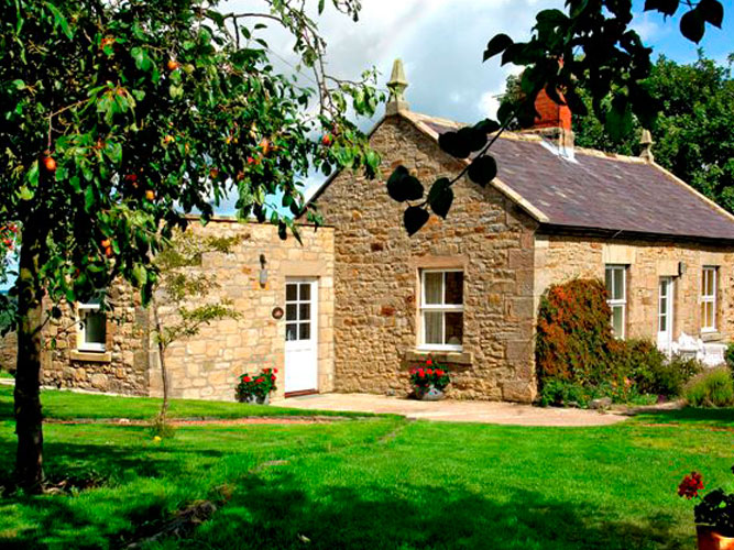 Lumbylaw Garden Cottages
